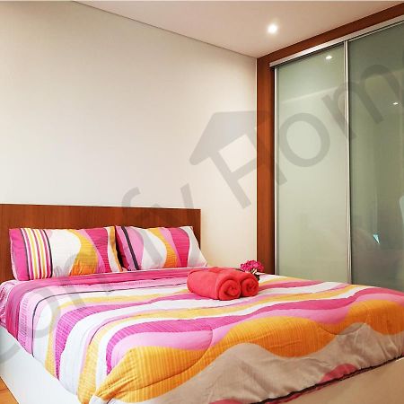 Klcc Service Suites By Home Sweet Home Kuala Lumpur Zewnętrze zdjęcie